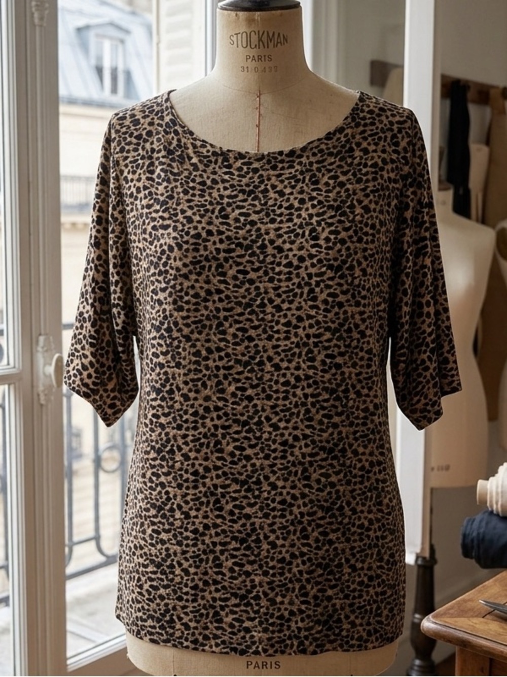 Maurices 24/7 Leopard Print Short Sleeve Stretch Tunic Top Scoop Neck Size XXL‎